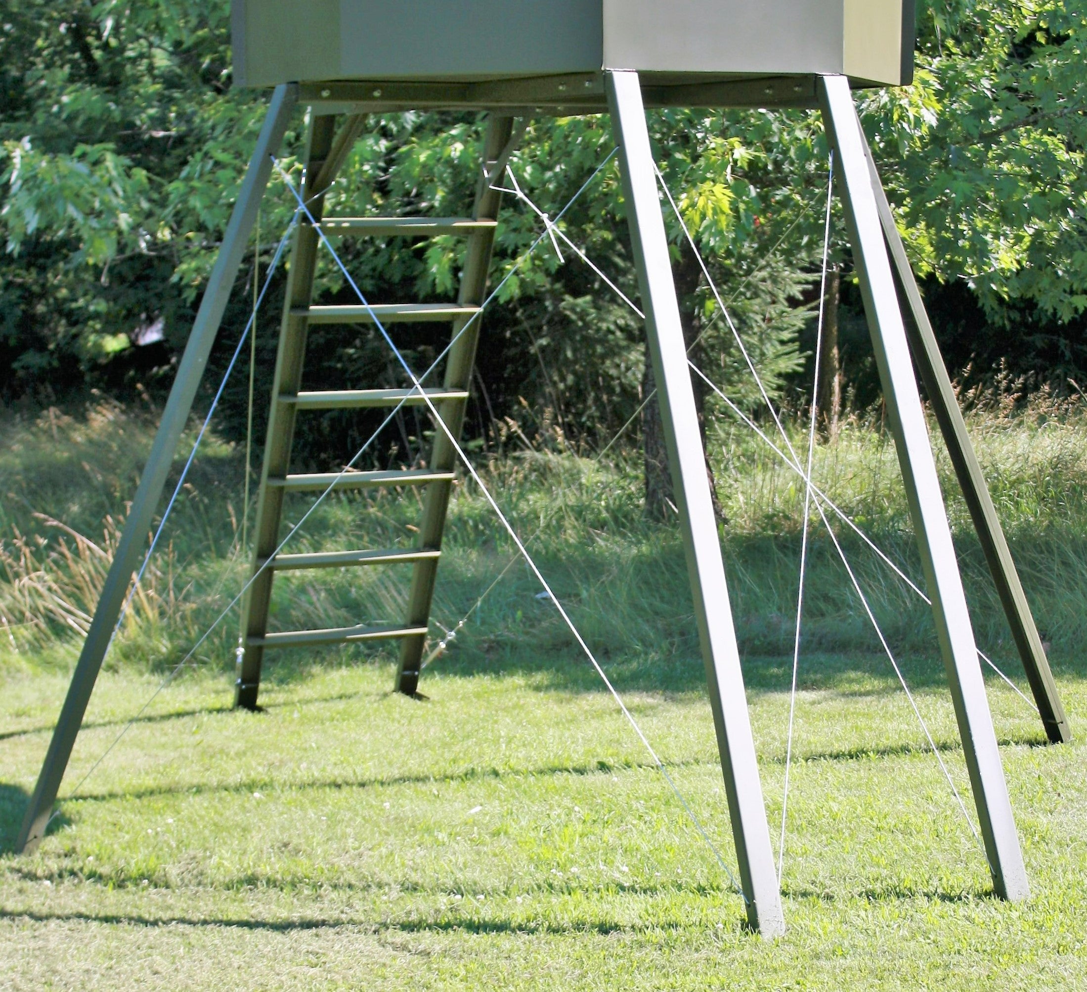 8' Metal Stand (2-3 person blind)